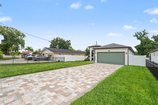 8307 N GOMEZ AVENUE, Tampa, FL 33614