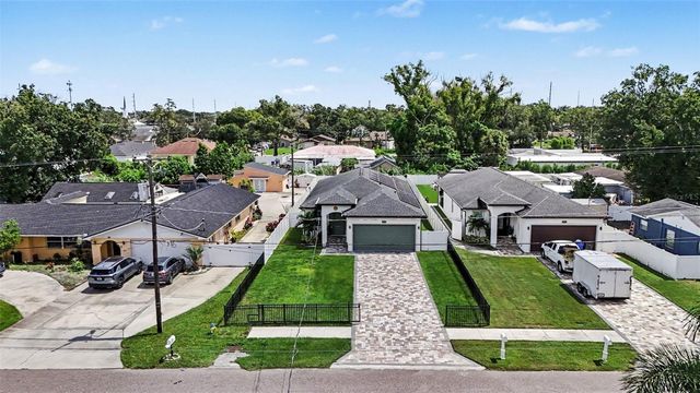 8307 N GOMEZ AVENUE, Tampa, FL 33614