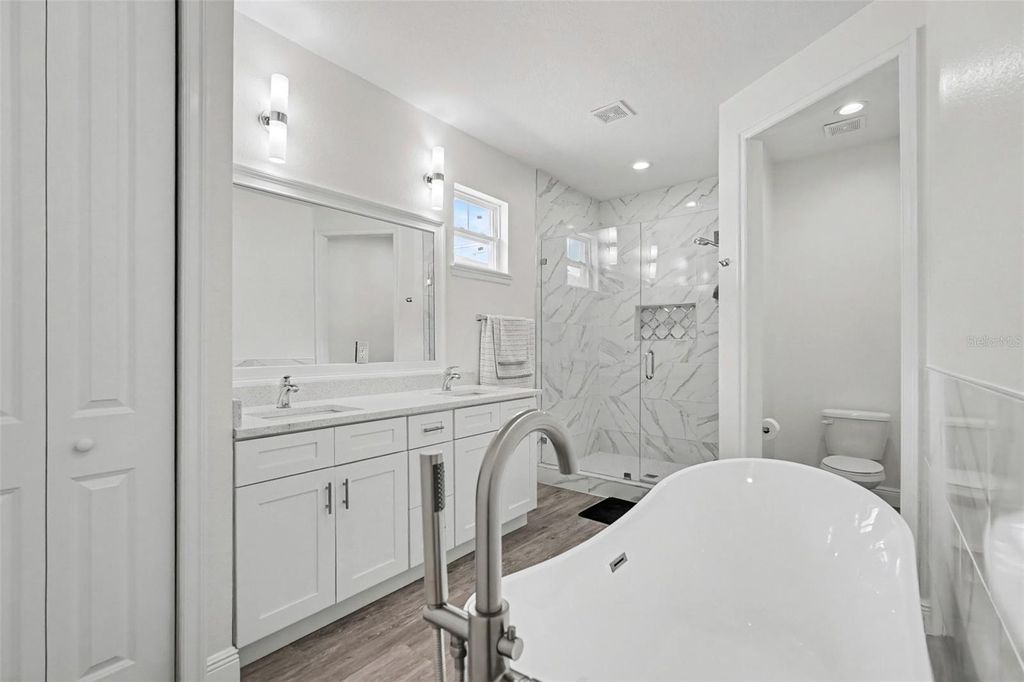 Image 14 of property listing at 8307 N GOMEZ AVENUE, Tampa, FL 33614