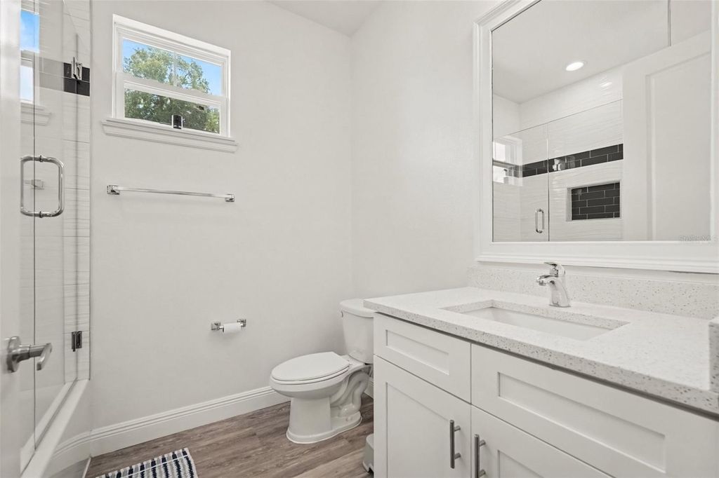 Image 26 of property listing at 8307 N GOMEZ AVENUE, Tampa, FL 33614