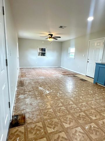 588 Highway 58, Montegut, LA 70377