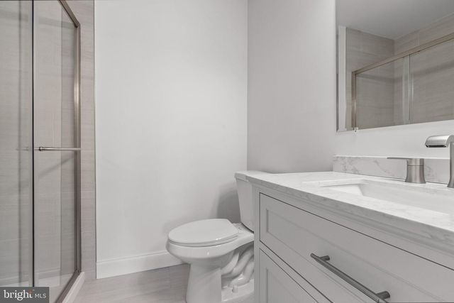 164-B BRADFORD CT, Mount Laurel, NJ 08054