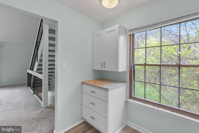 164-B BRADFORD CT, Mount Laurel, NJ 08054