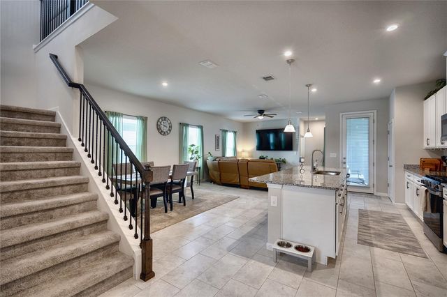 3922 GREAT SMOKEY WAY, Apopka, FL 32712