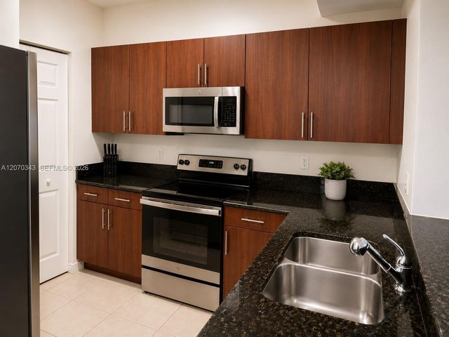 4905 Midtown Lane 2405, Palm Beach Gardens, FL 33418