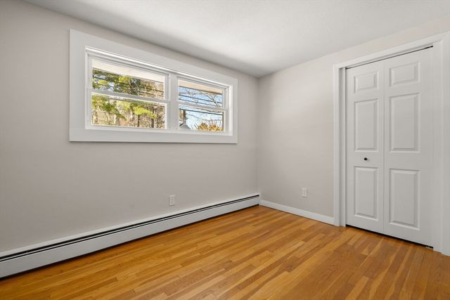 41 Scaddings St, Taunton, MA 02780