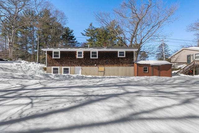 41 Scaddings St, Taunton, MA 02780