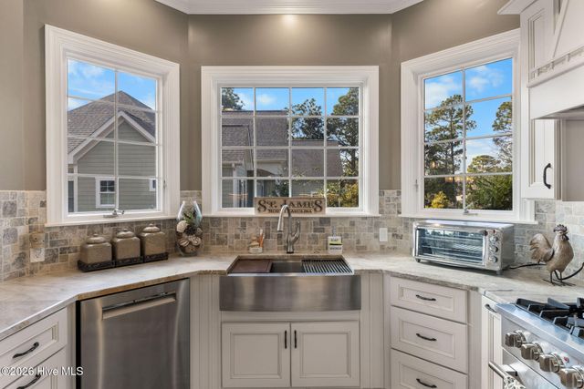 3465 St James Drive SE, Southport, NC 28461