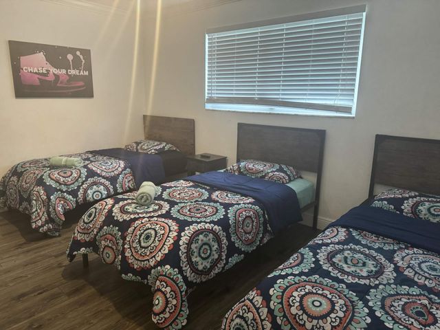 5424 Garfield Street, Hollywood, FL 33021