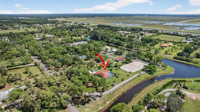 17218 Shetland Lane 2 Stalls, Loxahatchee, FL 33470