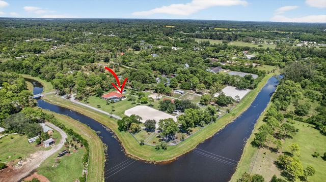17218 Shetland Lane 2 Stalls, Loxahatchee, FL 33470