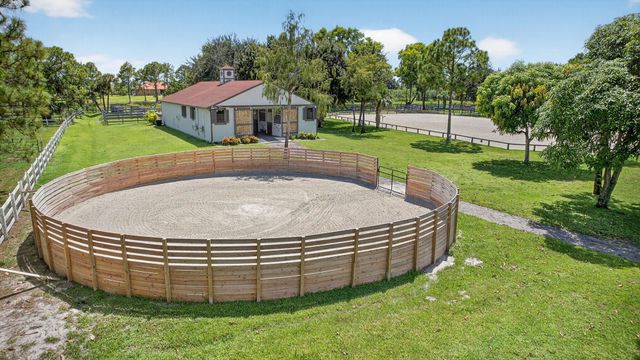 17218 Shetland Lane 2 Stalls, Loxahatchee, FL 33470