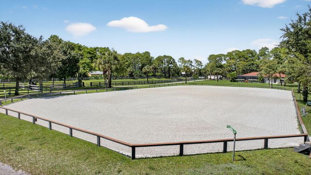 17218 Shetland Lane 2 Stalls, Loxahatchee, FL 33470
