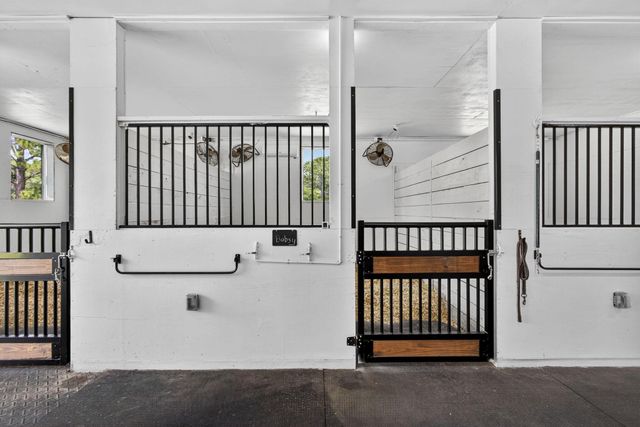 17218 Shetland Lane 2 Stalls, Loxahatchee, FL 33470