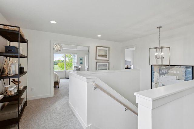 10409 Blackmoor Road, Woodbury, MN 55129