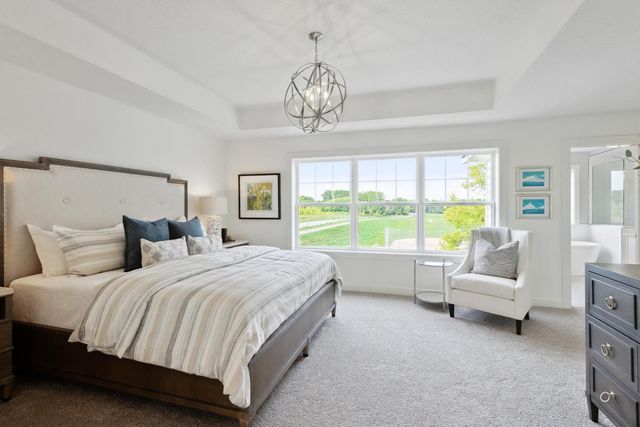 10409 Blackmoor Road, Woodbury, MN 55129