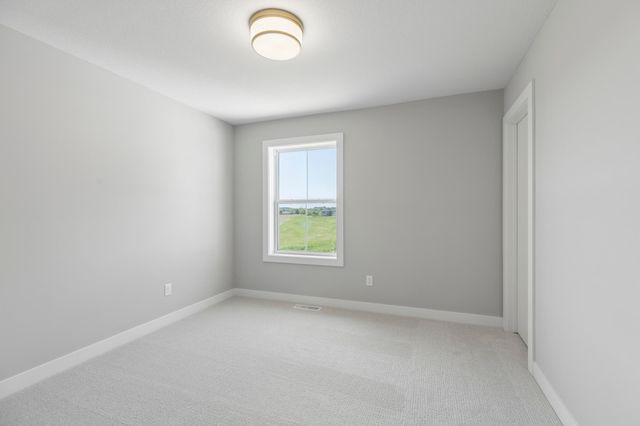 10409 Blackmoor Road, Woodbury, MN 55129