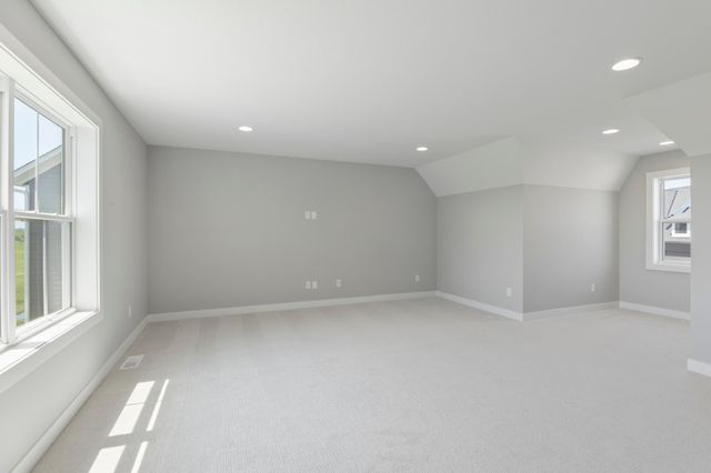 10409 Blackmoor Road, Woodbury, MN 55129