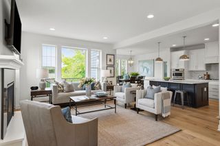 10409 Blackmoor Road, Woodbury, MN 55129