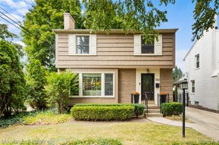 758 Chester Street, Birmingham, MI 48009