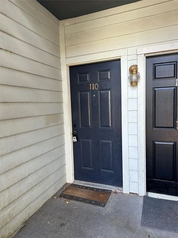 9009 Richmond Avenue 110, Houston, TX 77063