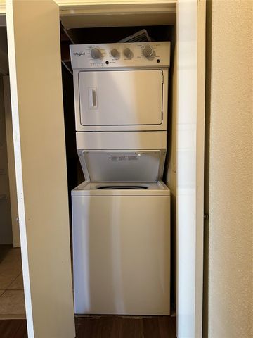 9009 Richmond Avenue 110, Houston, TX 77063