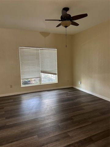 9009 Richmond Avenue 110, Houston, TX 77063
