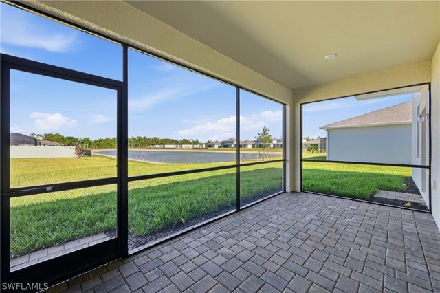 18652 Marlin Kite LN, North Fort Myers, FL 33917