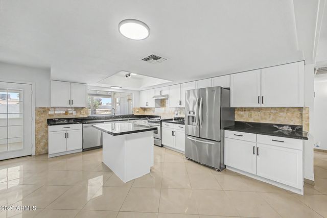 11616 N 41ST Avenue, Phoenix, AZ 85029