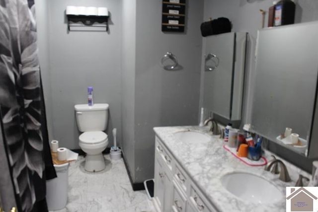 3245 ST RT 58 E, Mayfield, KY 42066