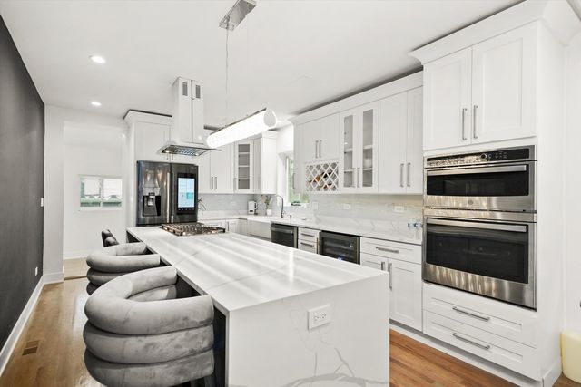 3715 Euclid Avenue, Berwyn, IL 60402
