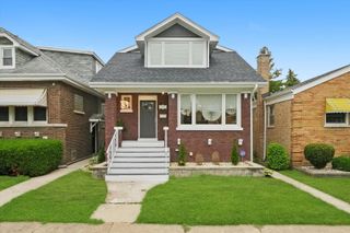3715 Euclid Avenue, Berwyn, IL 60402