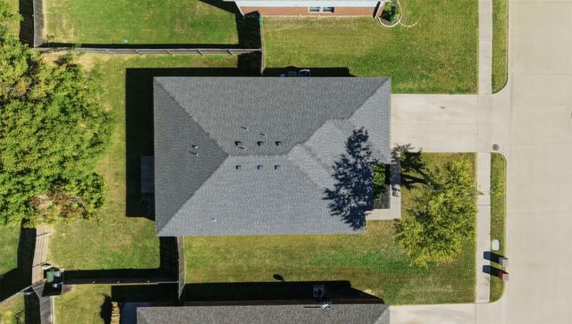 8704 Serenity Way, Denton, TX 76210