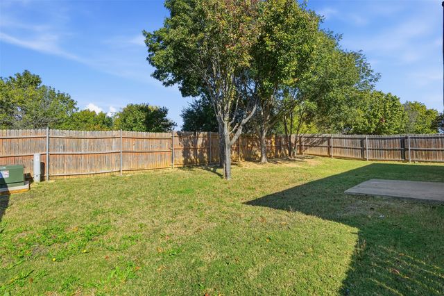 8704 Serenity Way, Denton, TX 76210