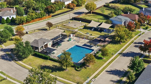 8704 Serenity Way, Denton, TX 76210