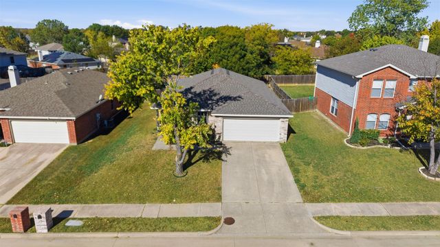 8704 Serenity Way, Denton, TX 76210