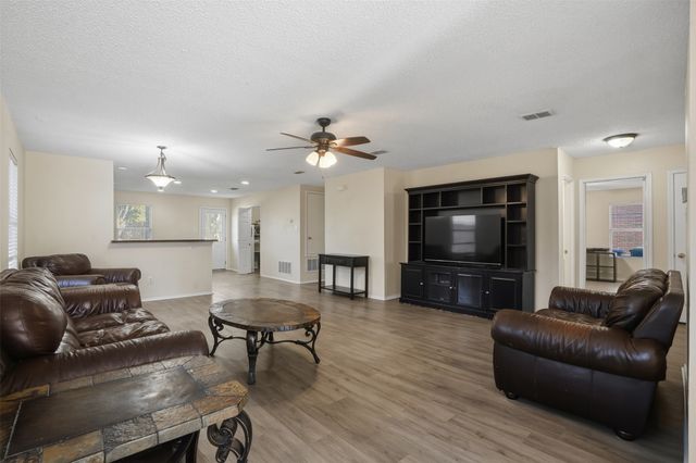 8704 Serenity Way, Denton, TX 76210