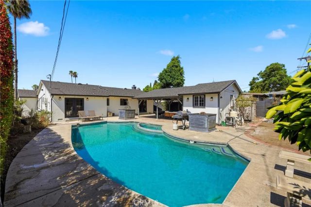 9930 Wealtha, Sun Valley, CA 91352