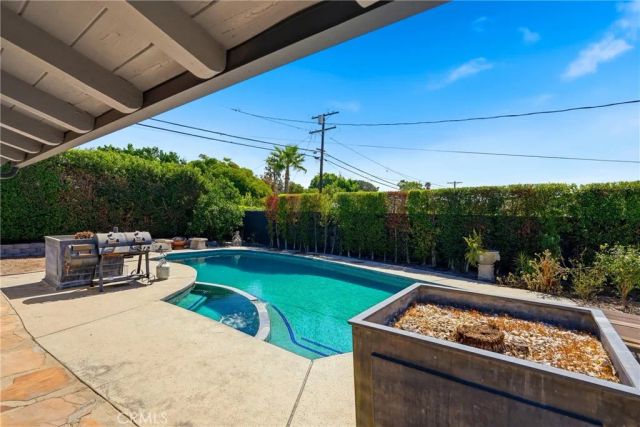 9930 Wealtha, Sun Valley, CA 91352