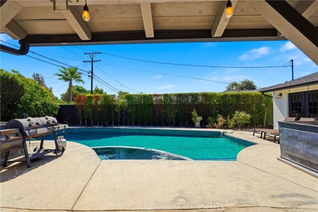 9930 Wealtha, Sun Valley, CA 91352
