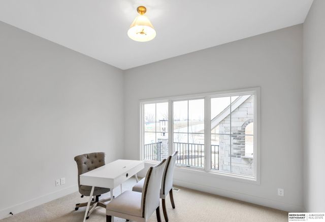 10306 Shepard Street, Papillion, NE 68046