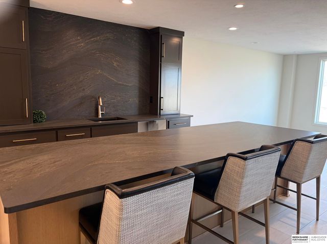 10306 Shepard Street, Papillion, NE 68046