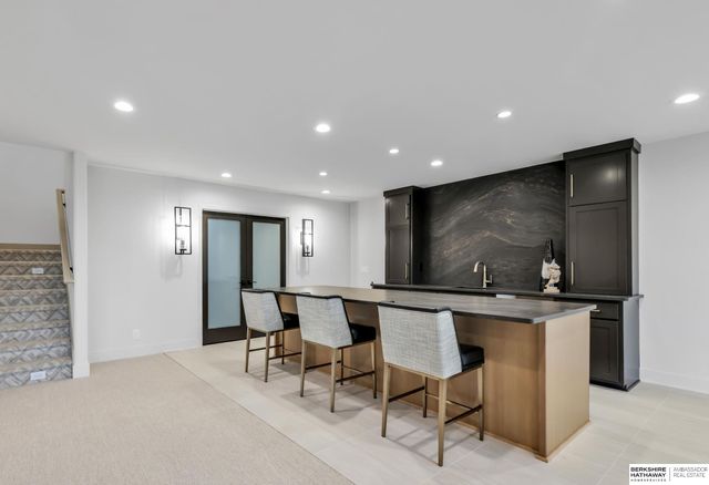 10306 Shepard Street, Papillion, NE 68046