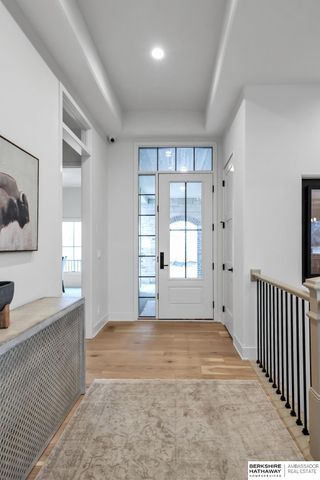 10306 Shepard Street, Papillion, NE 68046