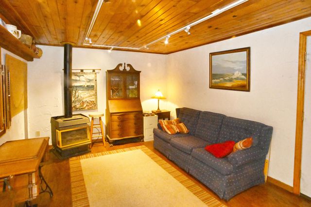 514 E Bellevue Avenue, Beverly Shores, IN 46301