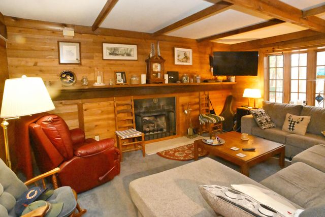 514 E Bellevue Avenue, Beverly Shores, IN 46301