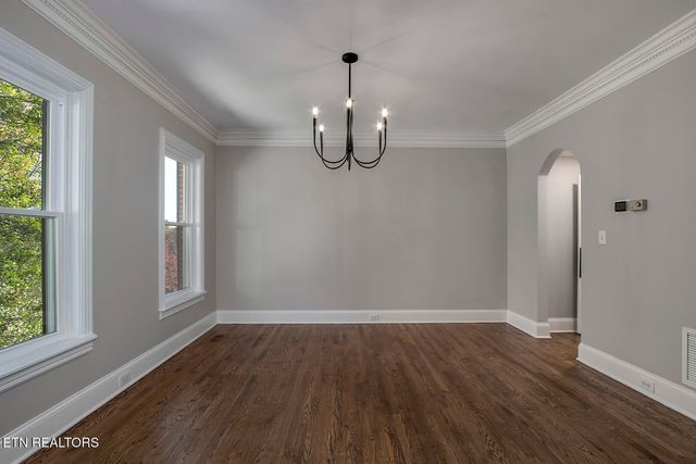 135 Amanda Drive, Oak Ridge, TN 37830