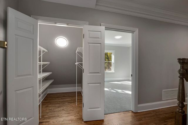 135 Amanda Drive, Oak Ridge, TN 37830