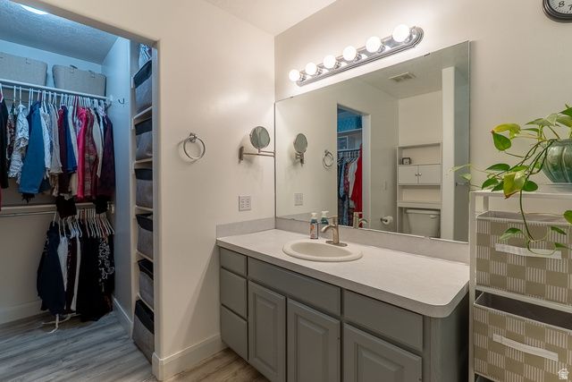 1828 W 1400 N, Clinton, UT 84015