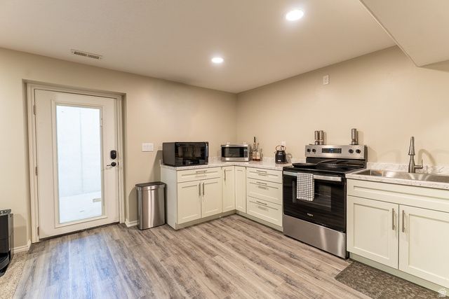 1828 W 1400 N, Clinton, UT 84015